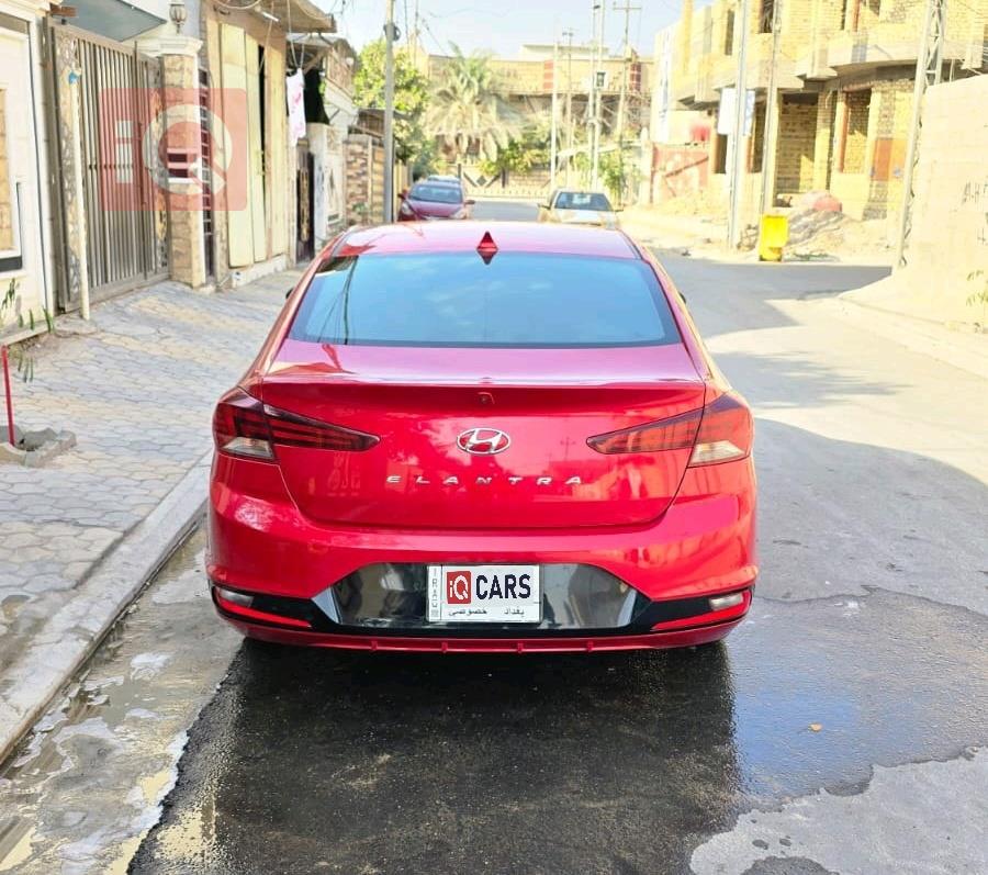 هيونداي النترا